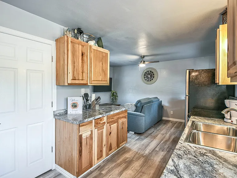 824 S Blue Quail Ct — Photo 5