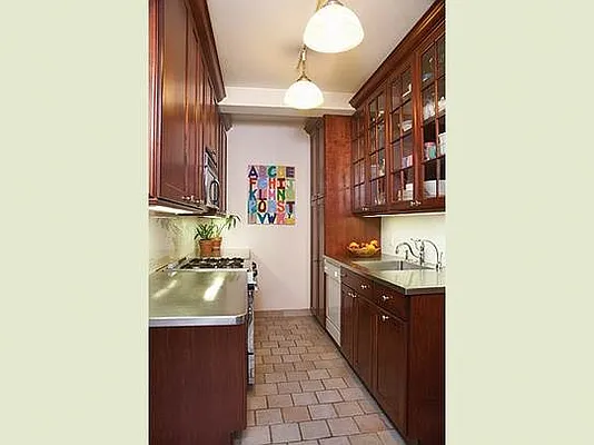 Sold by Stribling | media 12