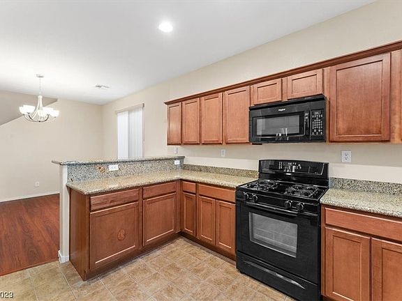 4th image of 8976 Lily Touchstone Ct