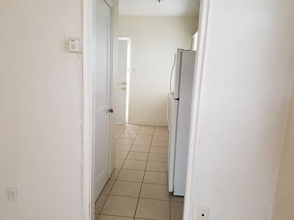 4th image of 1303 N Piedras St