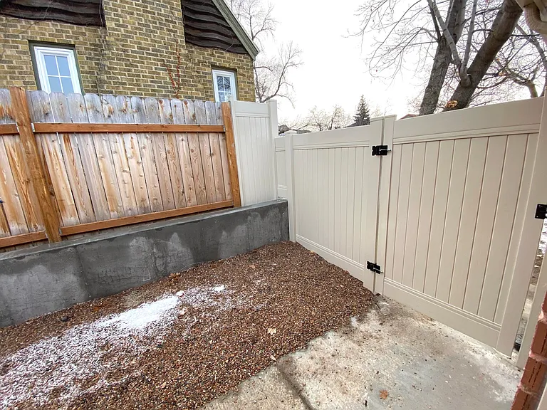 1627 E Roosevelt Ave — Photo 14