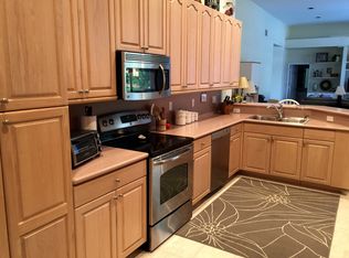 3094 Lakewood Cir, Weston, FL 33332