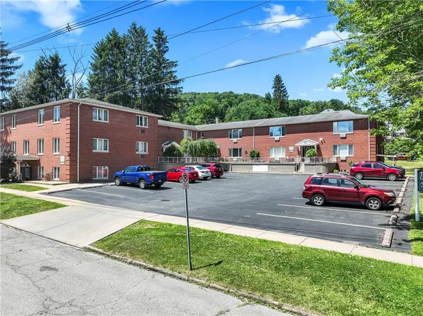302 15th St, Franklin, PA 16323