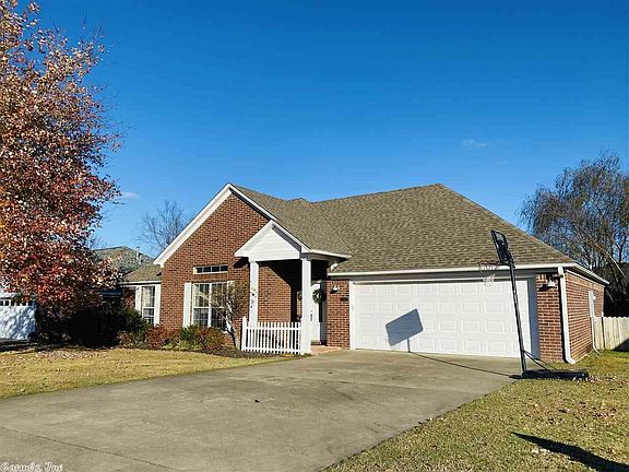 4th image of 2321 Brittany Ln