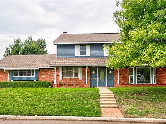 2nd image of 3012 Brookhollow Rd