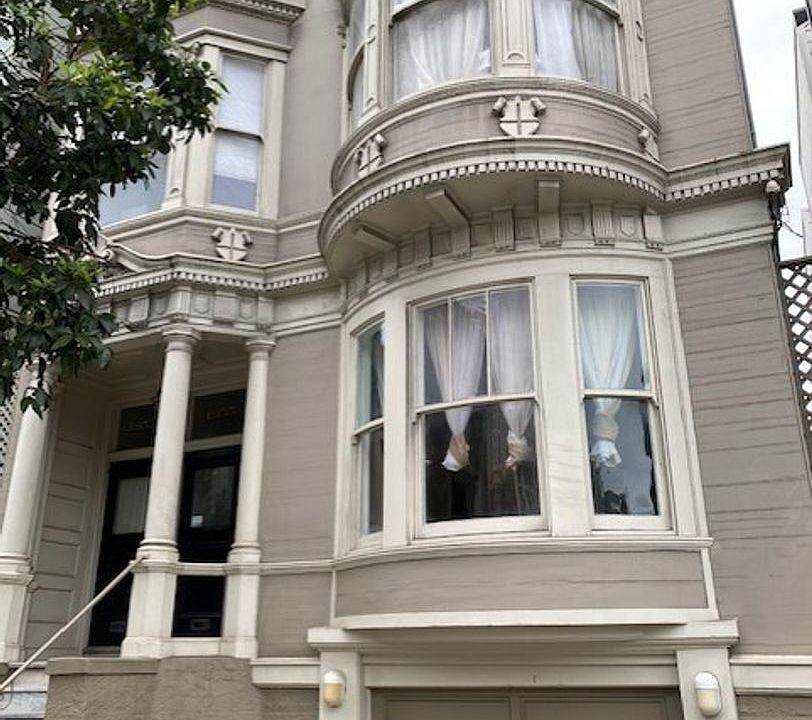 1st image of 1957 Pine St