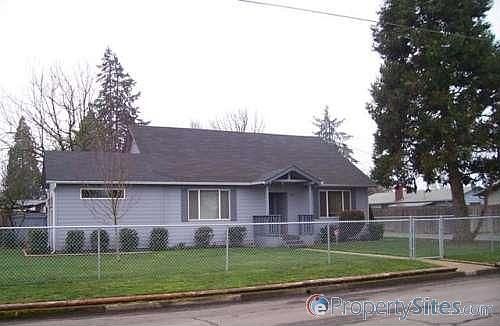 2nd image of 2645 G St