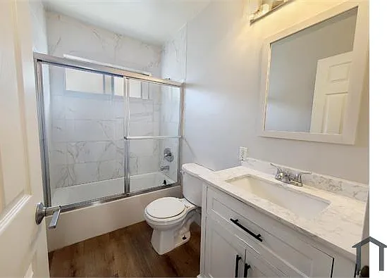 13425 Vanowen St #12A — Photo 8
