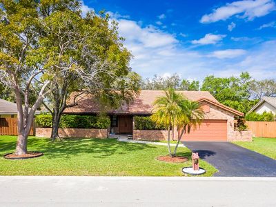 11005 NW 7th St, Coral Springs, FL, 33071