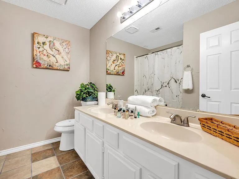 10304 Concord Dr — Photo 25
