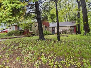 W156N8813 Pilgrim Rd, Menomonee Falls, WI 53051