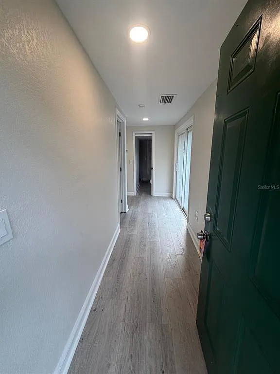 2 bed, 2.0 bath, 673 sqft, $1,800 — Photo 2