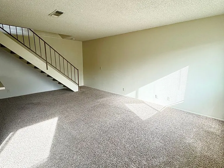 3512 Adams Ln — Photo 6