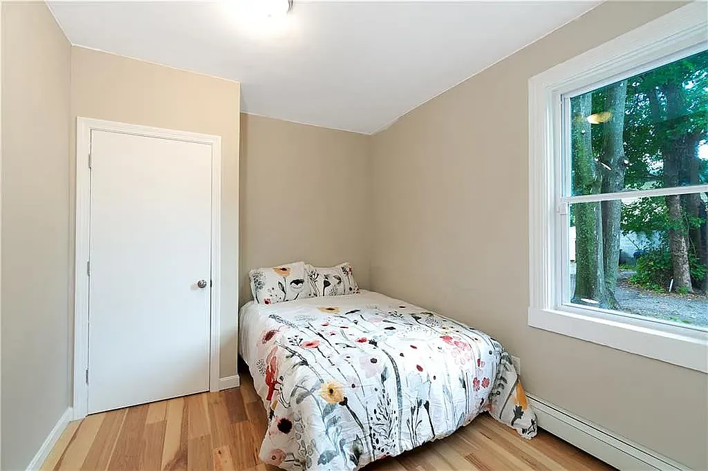 2 bed, 604 sqft, $1,600 — Photo 4