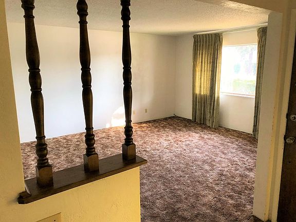 4th image of 1515 S Giddings St