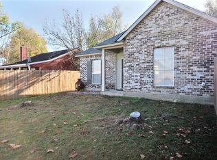 3209 Myrtle Grove Dr, Baton Rouge, LA 70810