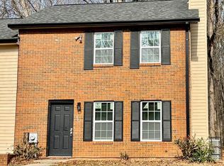 945 Silverwood Dr, Atlanta, GA 30349