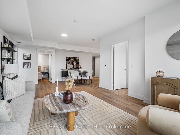 5th image of 36 Brentcliffe Rd #309