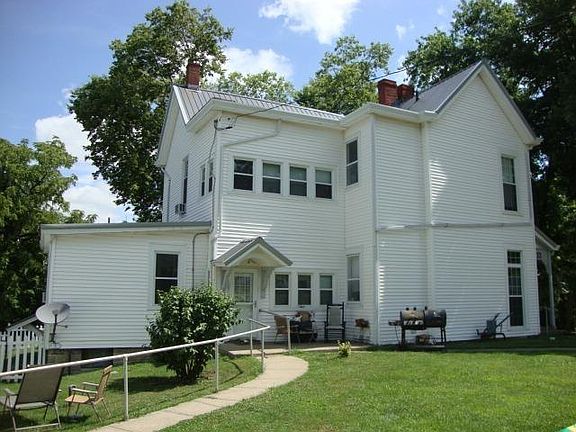 5th image of 105 Falmouth St