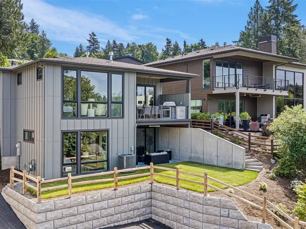 4322 102nd Court NE, Kirkland, WA 98033