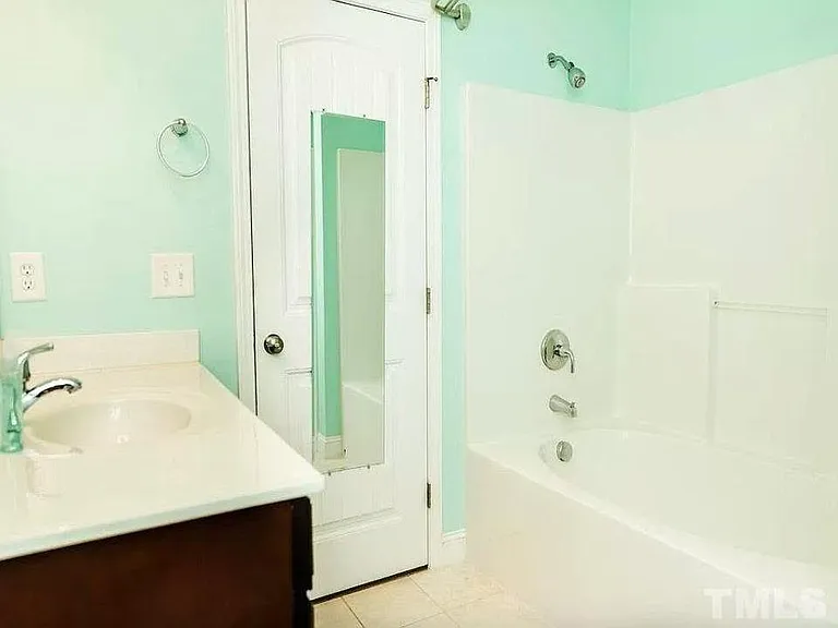 42 Millbrook Dr #42 — Photo 3