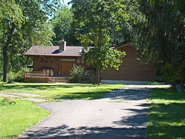 1st image of 28W251 Hillview Ave