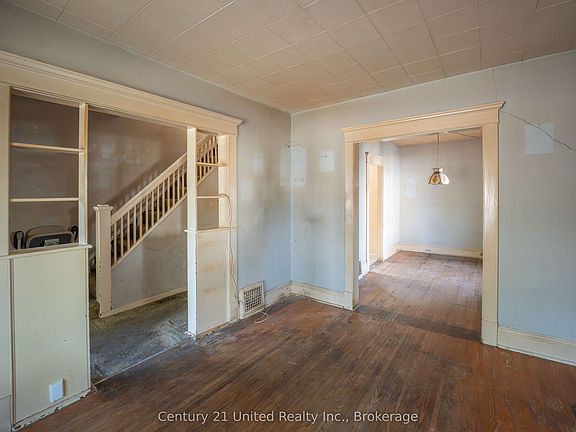 2nd image of 155 Westcott St