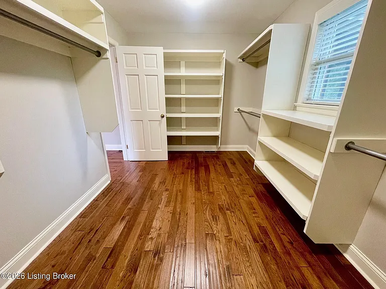 106 Spruce Ln — Photo 9