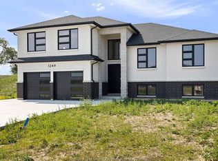 1247 Campana Cres, Lakeshore, ON