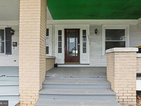 2nd image of 328 N Main St