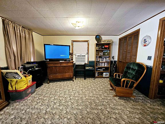 5th image of 313 N Brown Ave