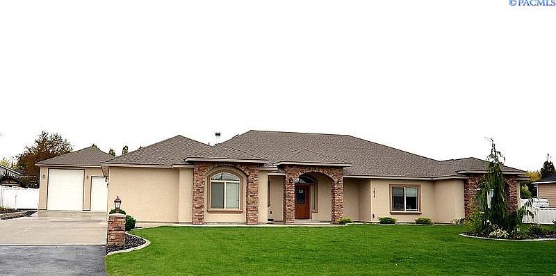 1st image of 2916 N Road 61