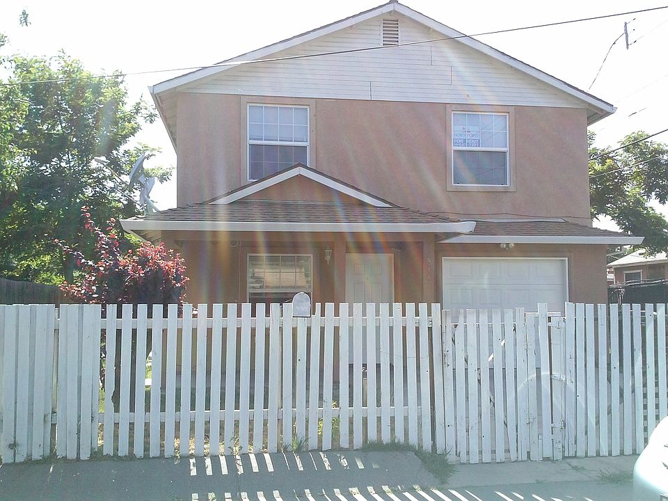 1st image of 4314 33rd St