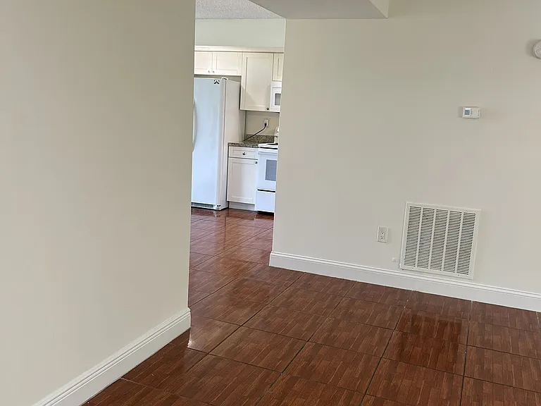 8520 SW 133rd Avenue Rd #213 — Photo 13