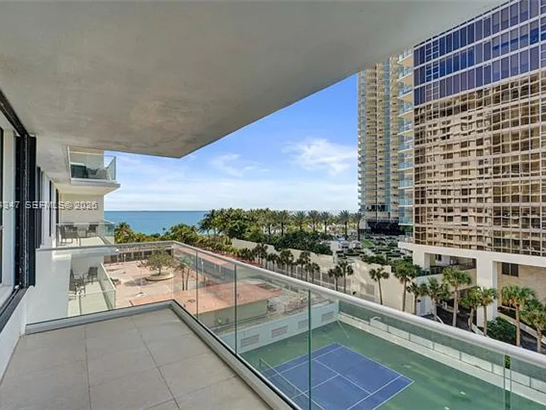 9801 Collins Ave #8S — Photo 25