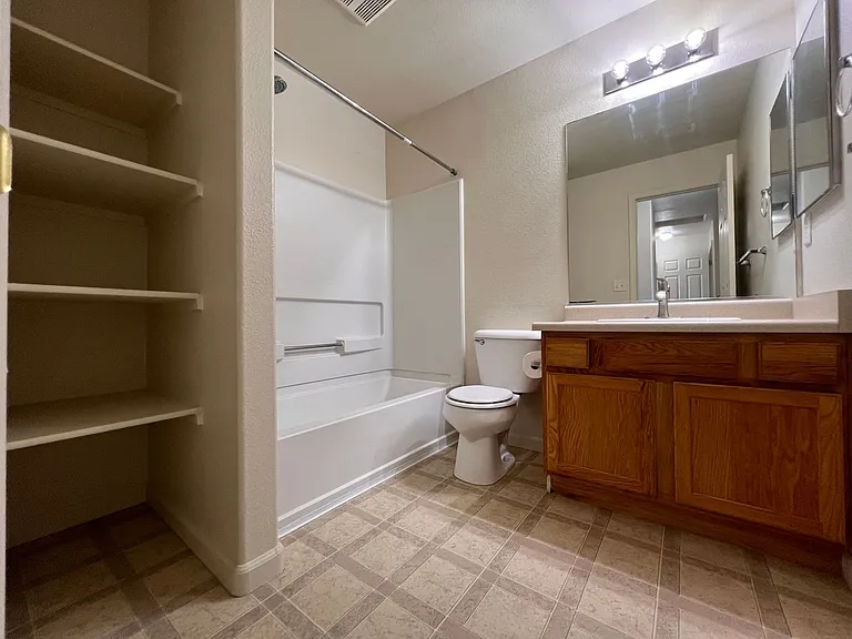 655 Sunny Lane — Photo 22
