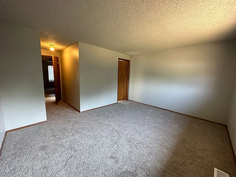 4716 SW Stoddard Dr — Photo 6