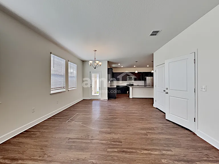 4510 Birdsong Dr — Photo 5