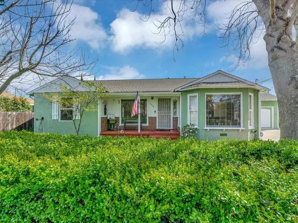 1674 Garnet Ln, Concord, CA 94519