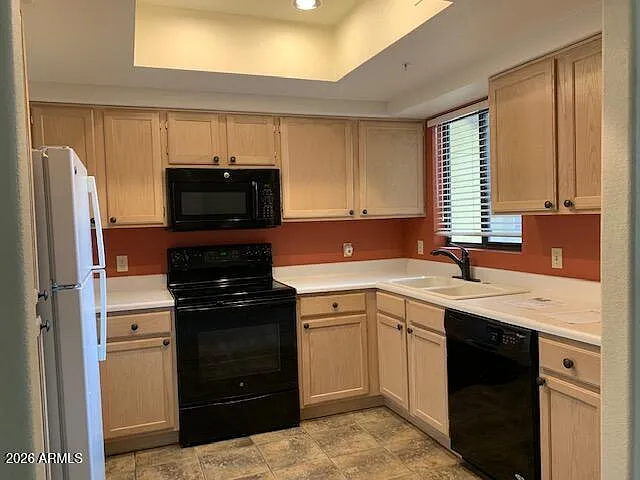 1 bed, 1.0 bath, 731 sqft, $1,550 — Photo 3