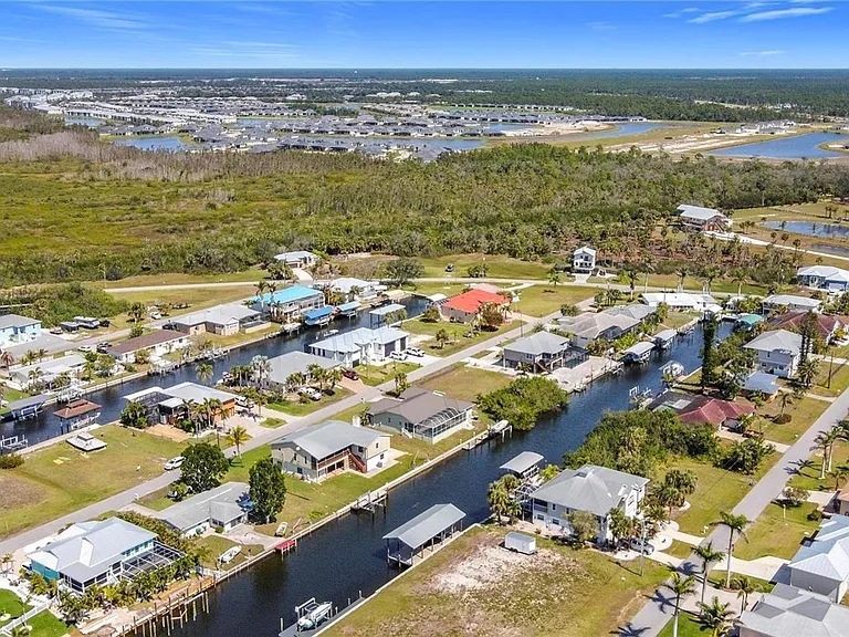 24313 Pirate Harbor Blvd — Photo 63