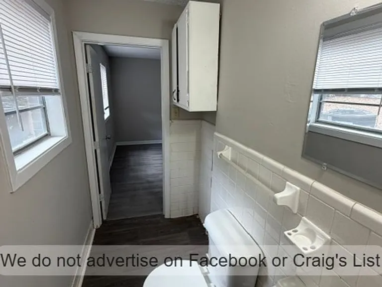 1021 W Rowan St — Photo 15