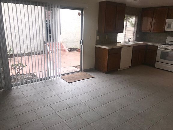 2nd image of 209 Green Heath Pl
