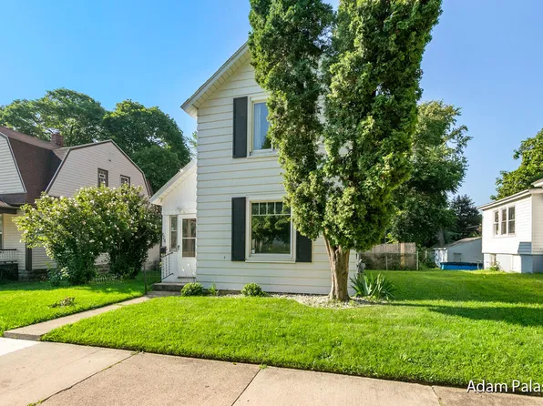 828 Hancock St SE, Grand Rapids, MI 49507
