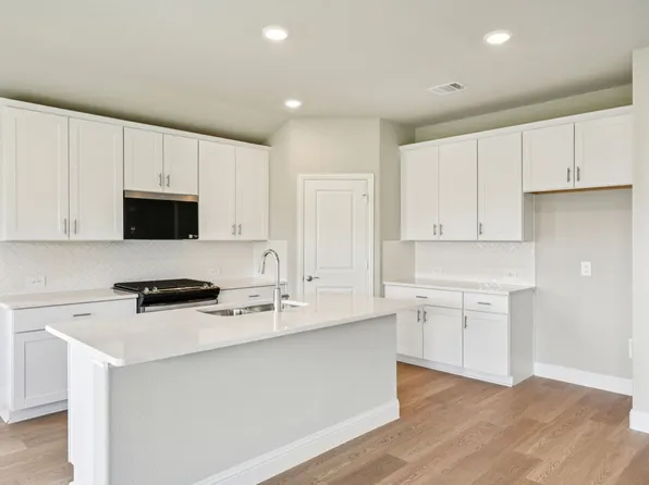 508 Midnight Oak Dr, McKinney, TX 75069