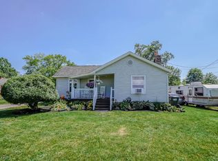 8242-8244 Navarre Rd SW, Massillon, OH 44646