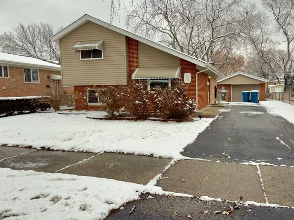 14323 Tripp Ave, Midlothian, IL 60445