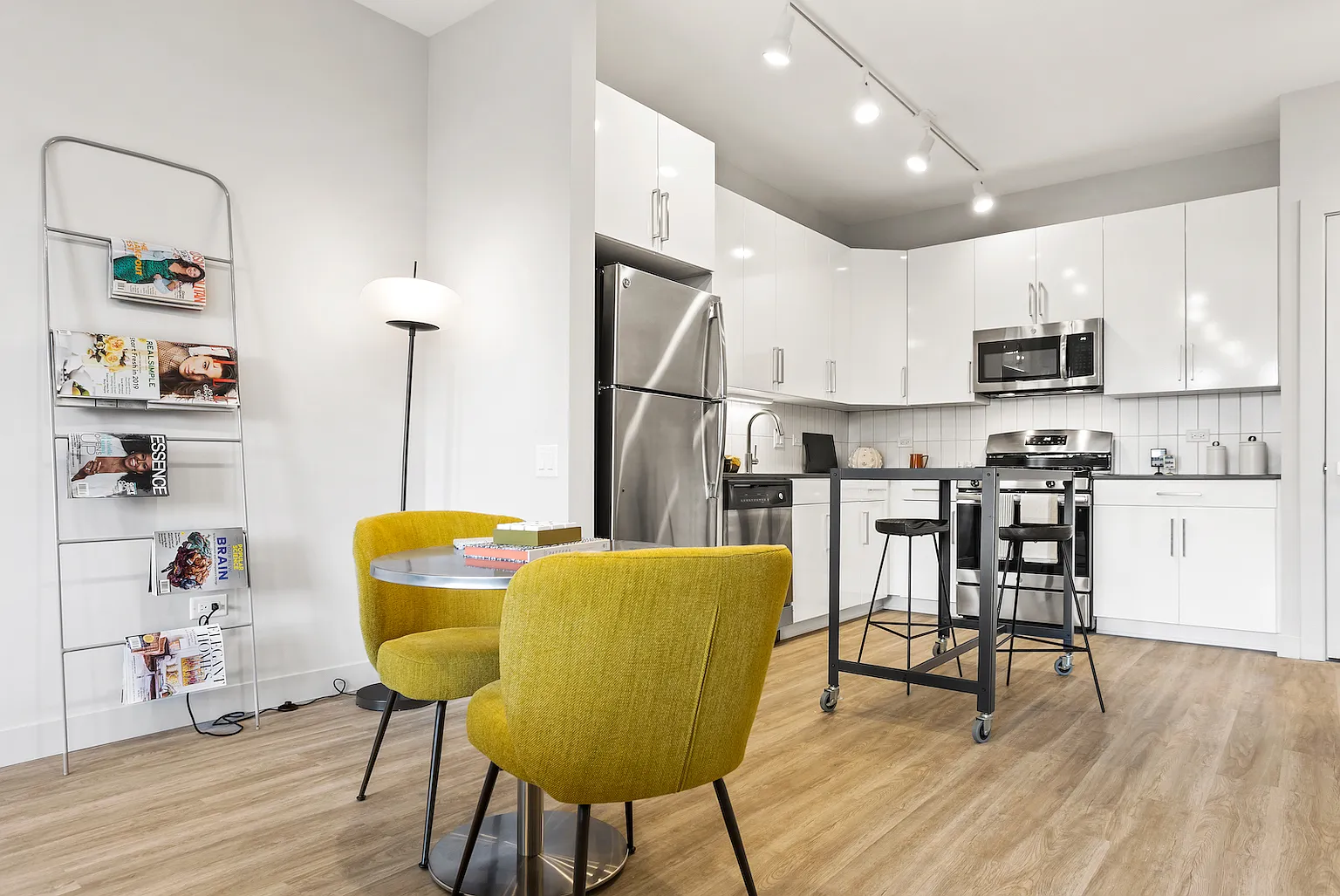 Studio, 1.0 bath, 464 sqft, $1,995 — Photo 1