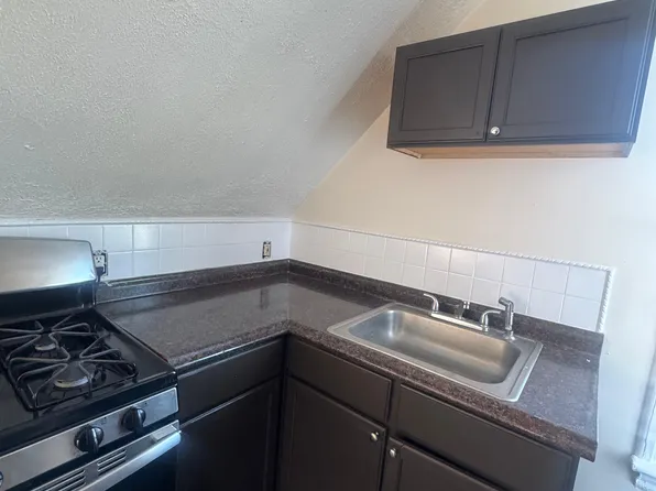 133 Wordin Ave Unit 3, Bridgeport, CT 06605