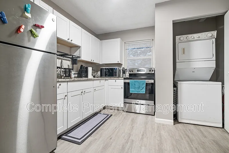 3 bed, 1.0 bath, 1188 sqft, $1,350 — Photo 4